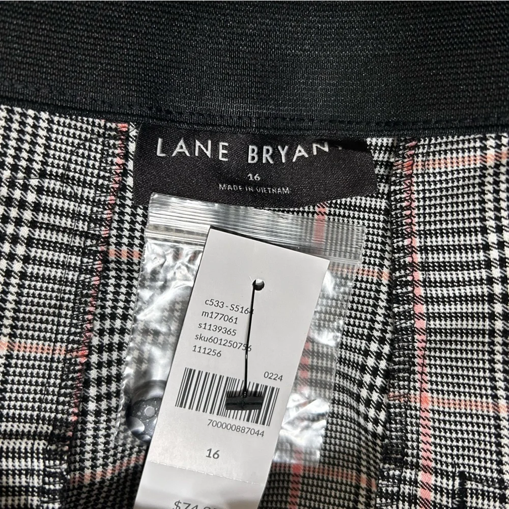 Lane Bryant Women’s Slim Capri The 4 Season Pants 16 Plaid‎ Black Pink Mid Rise
